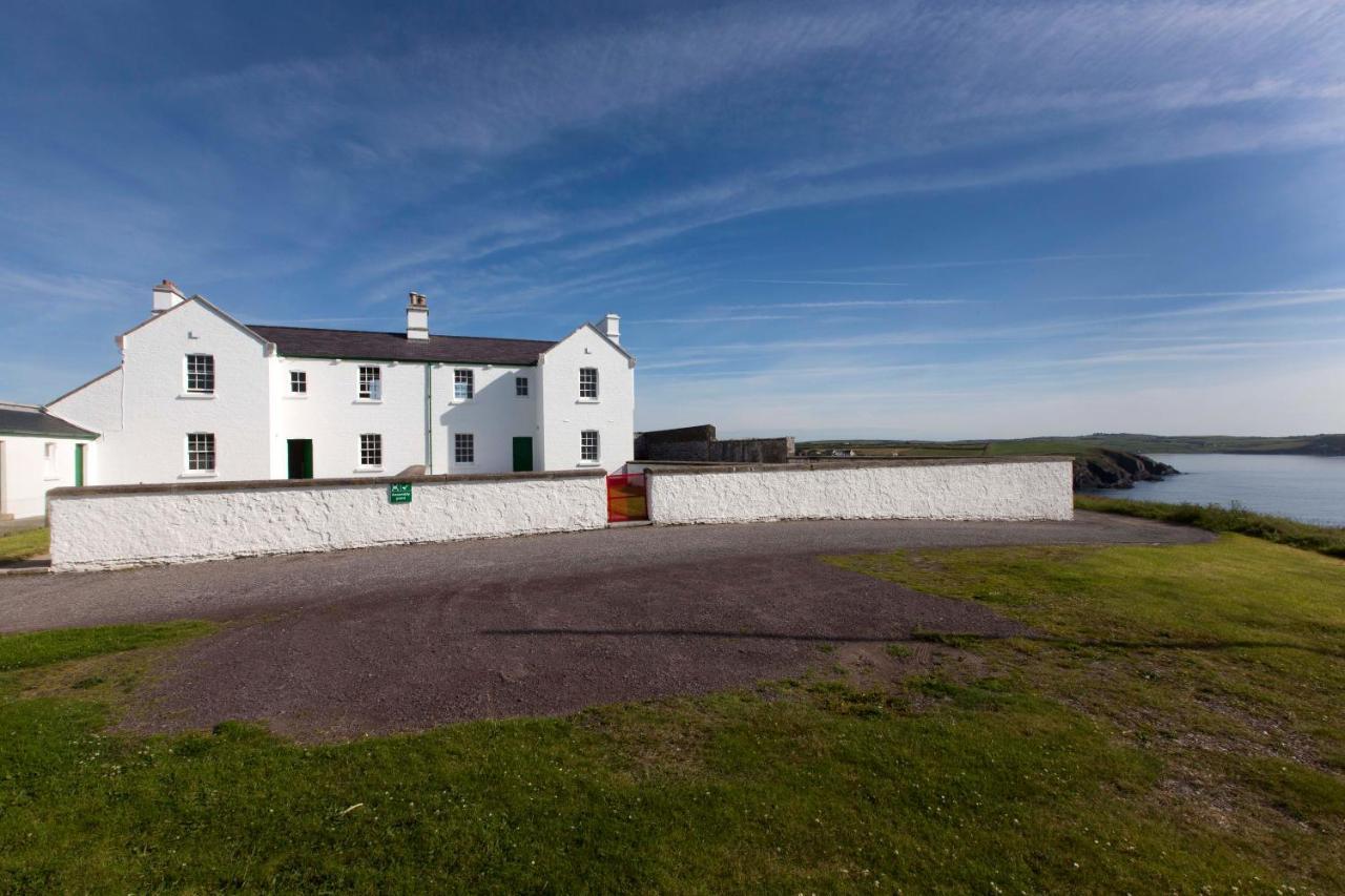 Galley Head Lightkeeper'S Houses Donoure Esterno foto